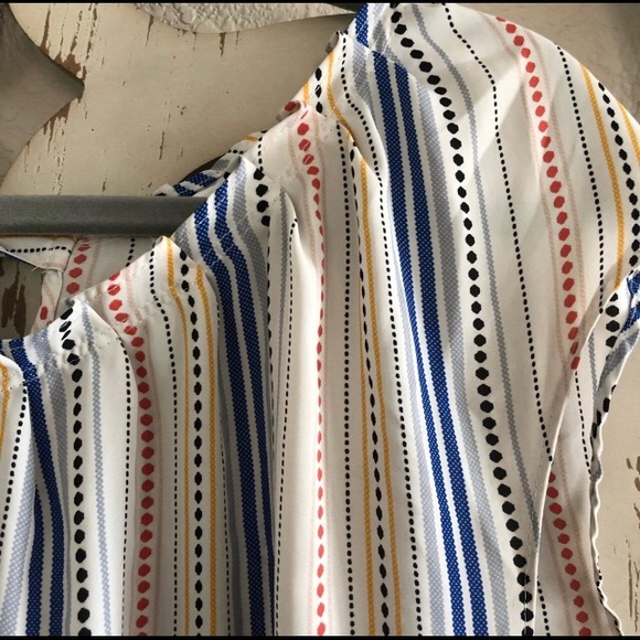 🌟3/$20 Lauren Conrad Striped Shirt - Picture 3 of 7